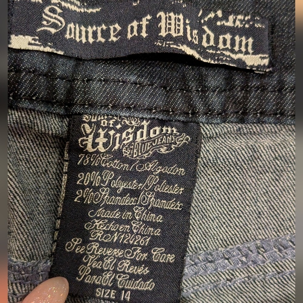 Source Of Wisdom Dark Flare Jeans Plus Size 14 1X Faded Stretch Torrid - Picture 3 of 5